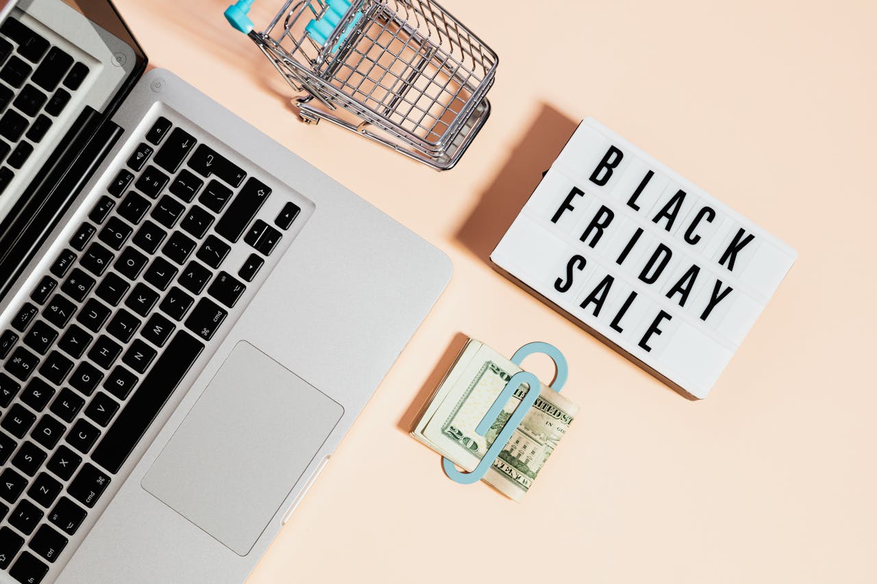 10 Best Ways to Save Money While Shopping Online